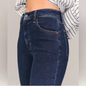 Abercrombie &amp; Fitch High Rise Super Skinny Ankle Jean
