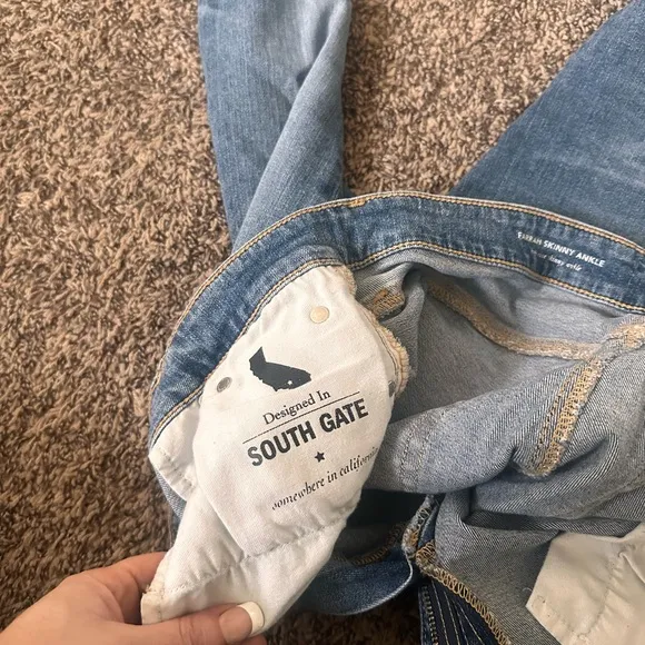 AG Adriano Goldschmied The Farrah Skinny Ankle Size 31R