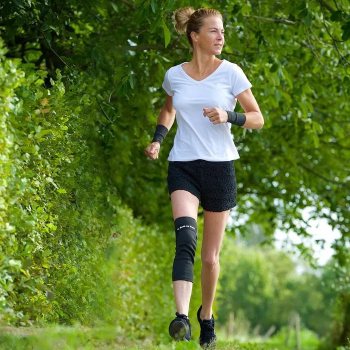 Back on Track Knee Brace - Adjustable Strap