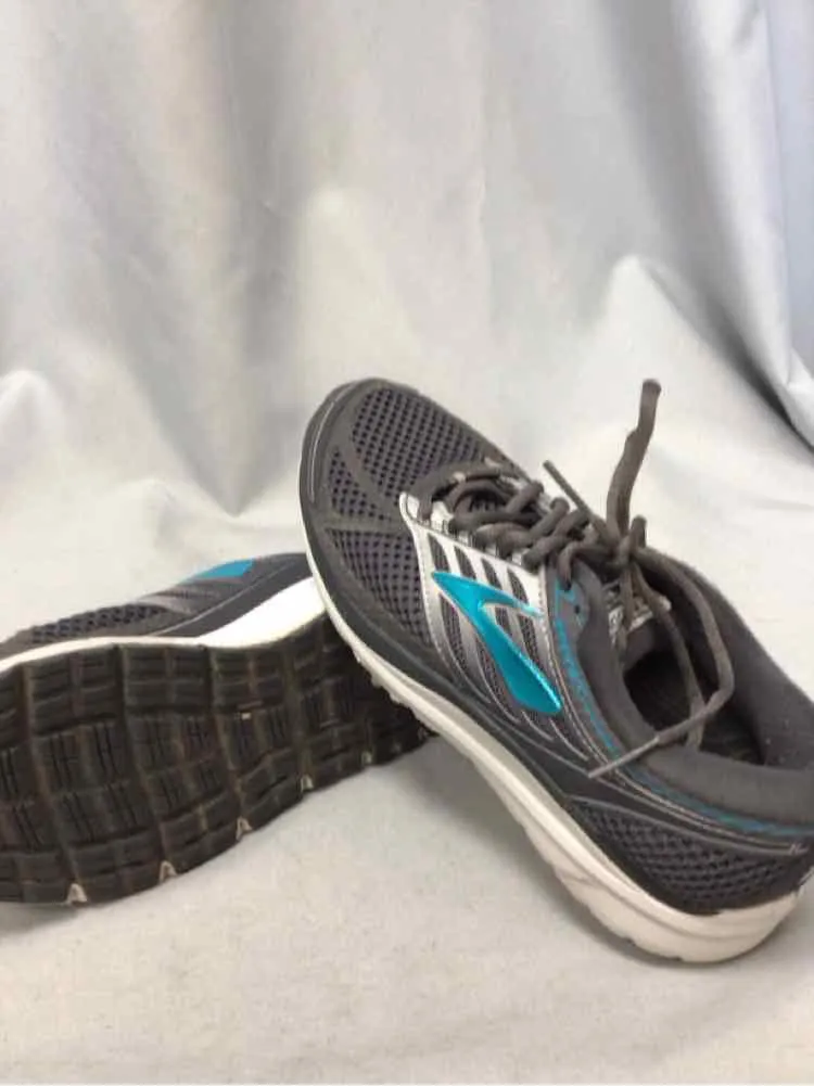BROOKS SIZE 8 1/2 Ladies SHOES