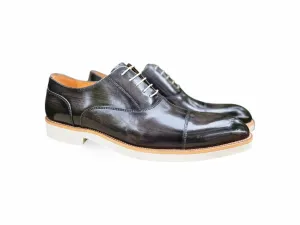 Cap Toe Oxford in Lightweight Sole