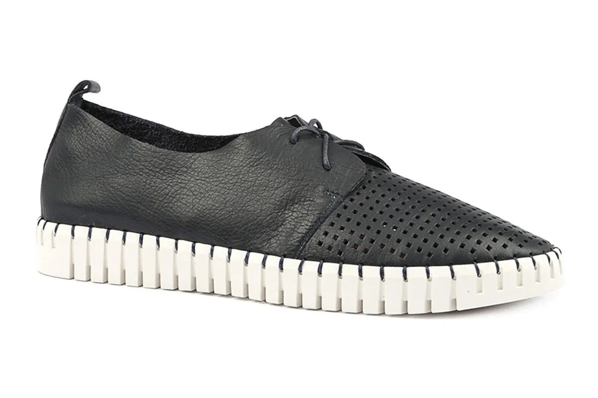 Django and Juliette Huston Navy Womens