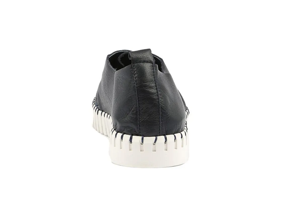 Django and Juliette Huston Navy Womens