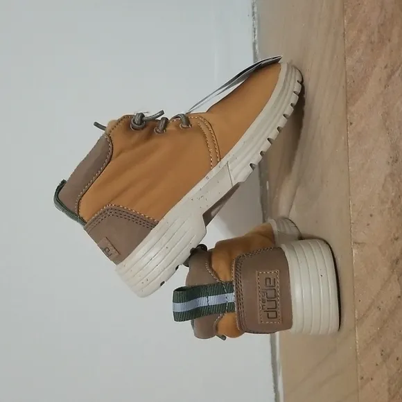Hey Dude Boys' Spencer Eco boot sz 11 NWT