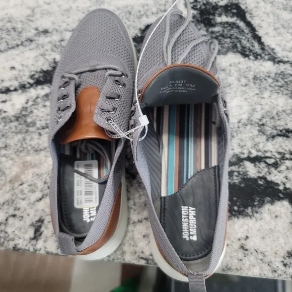 JOHNSTON &amp; MURPHY McGuffey Knit Sneaker Big Kids