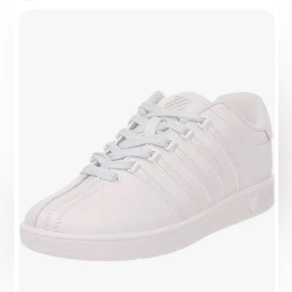K-Swiss Classic Sneaker for kids size 1.5