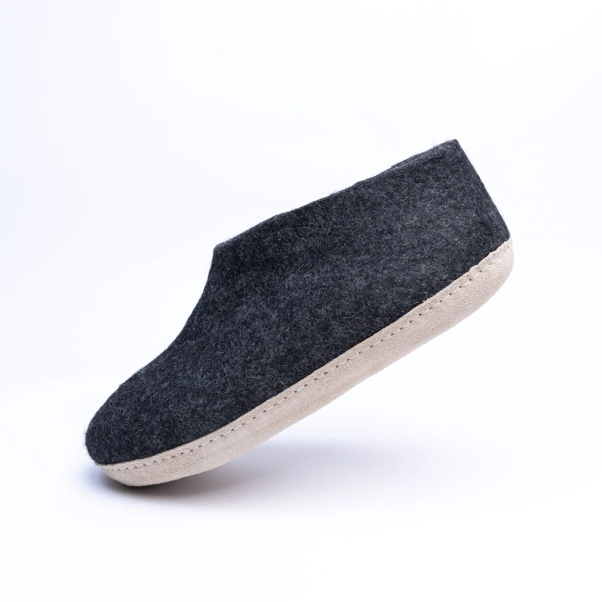 KUUMA - Graphite Wool Ankle Boots Unisex, Hand-Felted Indoor Comfort