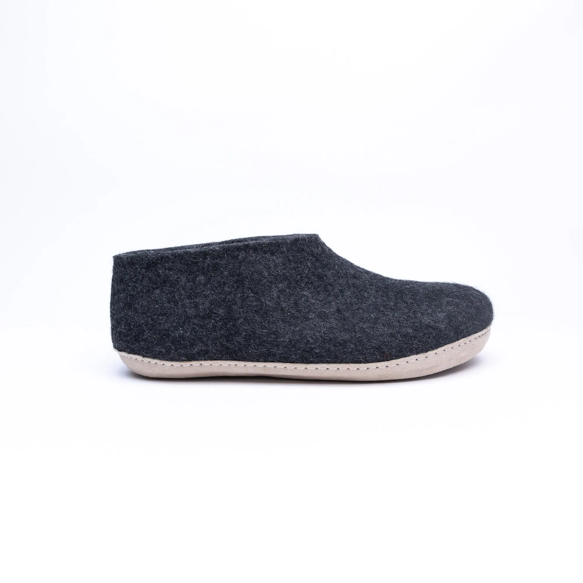 KUUMA - Graphite Wool Ankle Boots Unisex, Hand-Felted Indoor Comfort