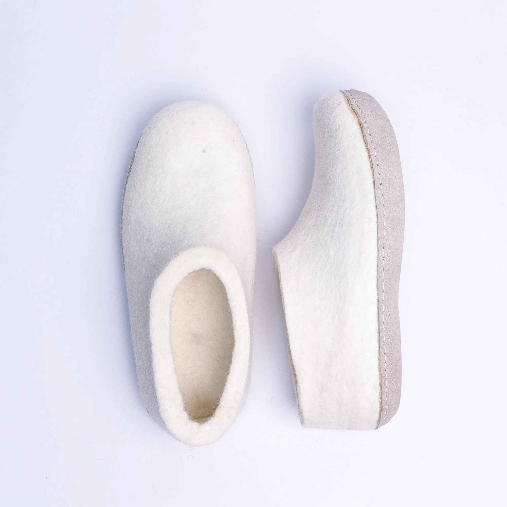 KUUMA – Unisex Handmade Felt Ankle Boots Neutral Cream, Cozy Gift for Parents