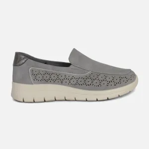 LADIES CASUAL SLIP-ON SHOES