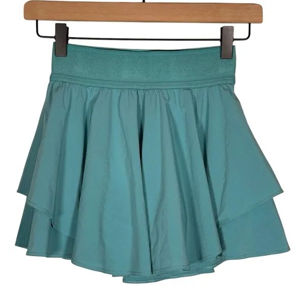 Lululemon Size 0 Court Rival High-Rise Skirt Skort in Tidal Teal