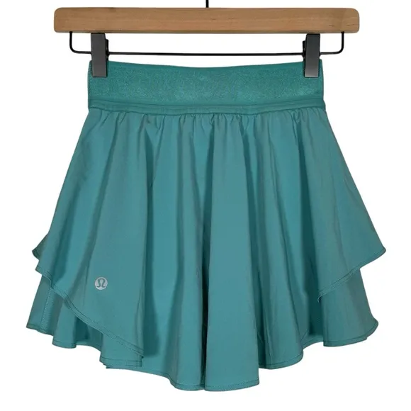 Lululemon Size 0 Court Rival High-Rise Skirt Skort in Tidal Teal