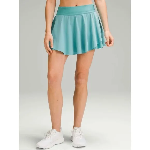 Lululemon Size 0 Court Rival High-Rise Skirt Skort in Tidal Teal