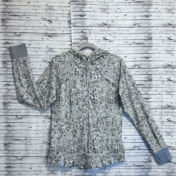 Lululemon Lightened Up Pullover Jacket