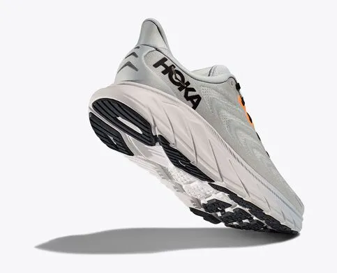 Men's Arahi 6