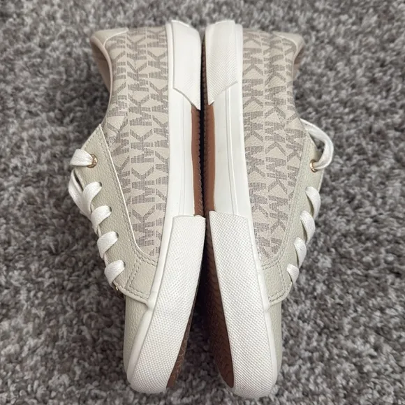 MICHAEL Michael Kors Girls Izette Regent Sneaker