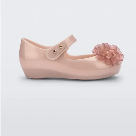 MINI MELISSAUltragirl SpringtimePearly Pink size 9 gently used