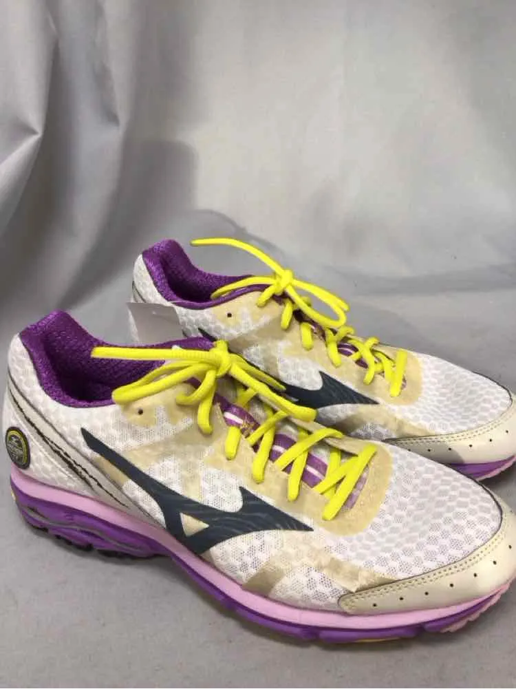 MIZUNO SIZE 9 Ladies SHOES