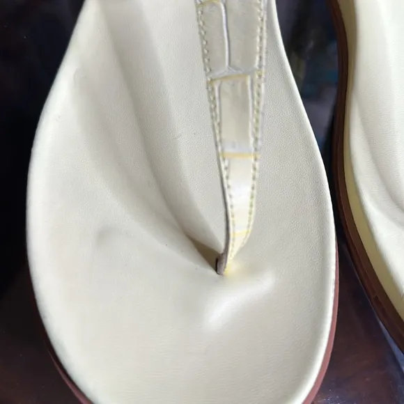 New Sam Edelman Naomi pale yellow sandal 💛