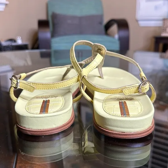 New Sam Edelman Naomi pale yellow sandal 💛