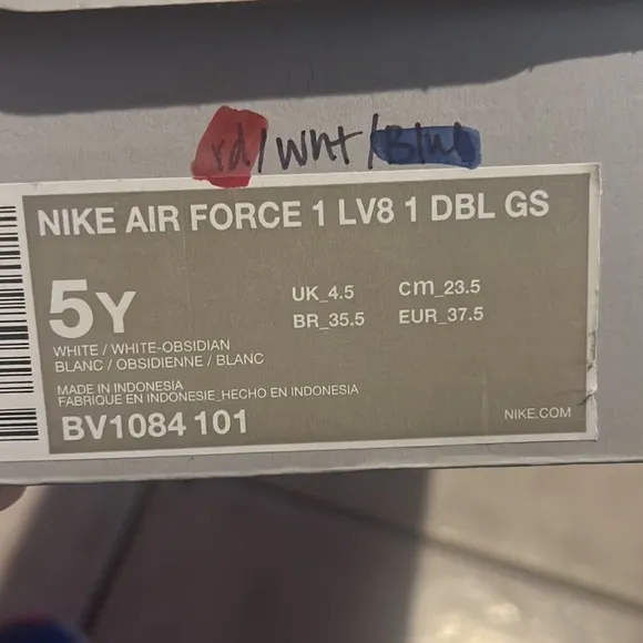 Nike Air Force 1