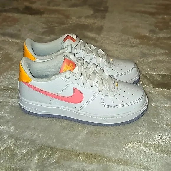 Nike Air Force 1