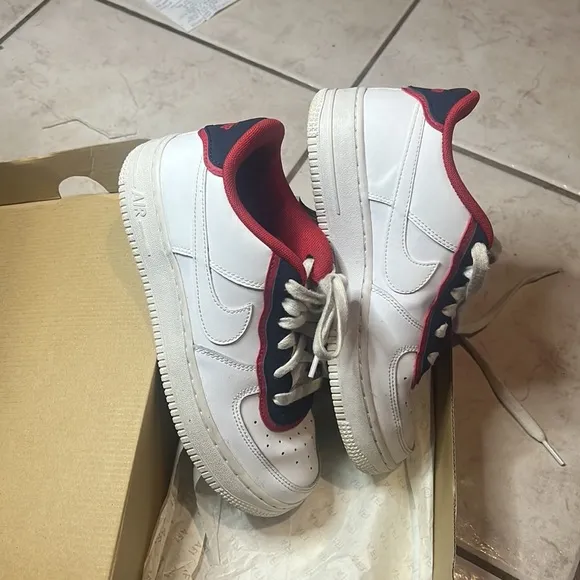 Nike Air Force 1