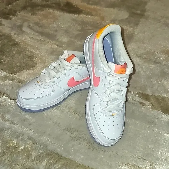 Nike Air Force 1