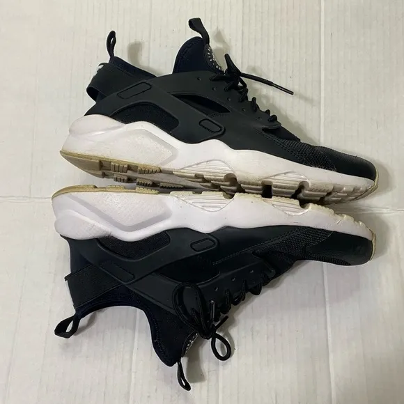 Nike Air Huarache Run Ultra Black White LIMITED Edition Men’s Size 8.5