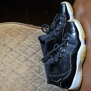 Nike Air Jordan 11 Retro Jubilee GS Lace Up Sneakers Shoes Black White