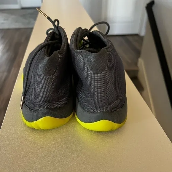 NIKE AIR JORDAN FUTURE - Dark Gray/Volt - REFLECTIVE - 7Y - Worn Once