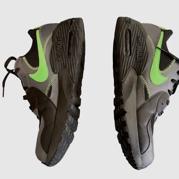 NIKE AIR MAX AXCEE GREEN STRIKE CZ2400 BLACK GREEN MEN SNEAKERS