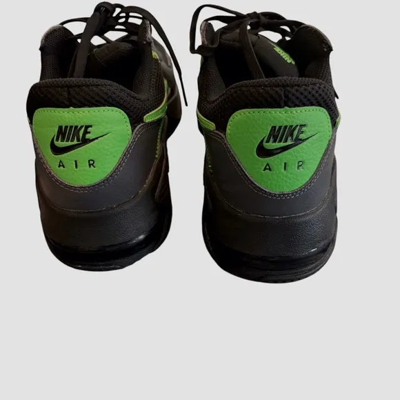 NIKE AIR MAX AXCEE GREEN STRIKE CZ2400 BLACK GREEN MEN SNEAKERS