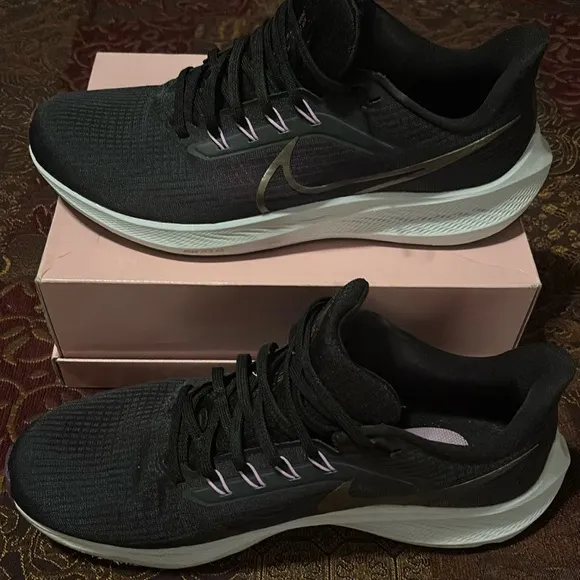 Nike Air Zoom Pegasus 39