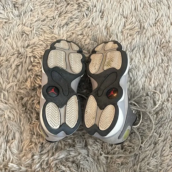 Nike Jordan 13 Retro Atmosphere Grey Sneaker