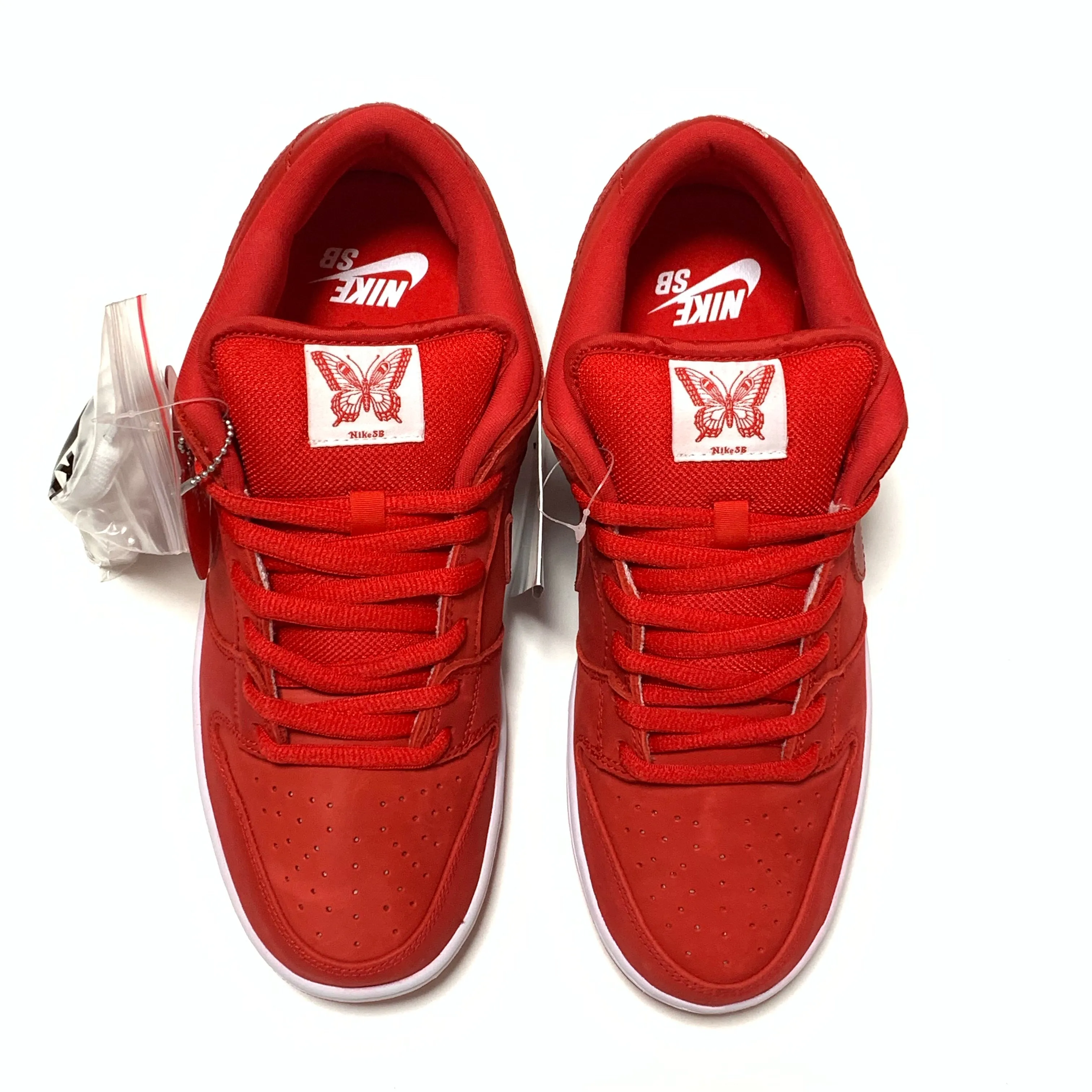NIKE SB DUNK LOW PRO QS GIRLS DON’T CRY