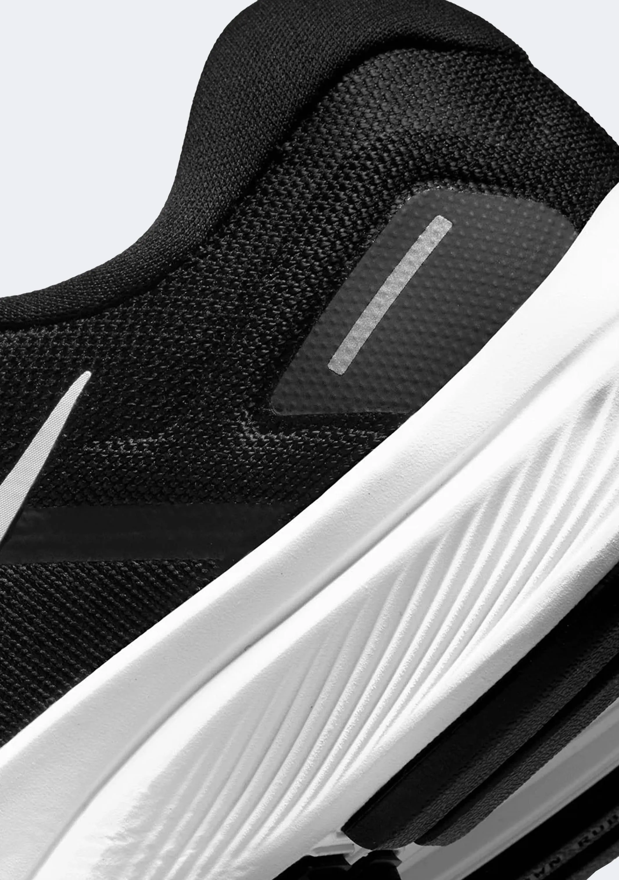 Nike Women's Air Zoom Structure 24
