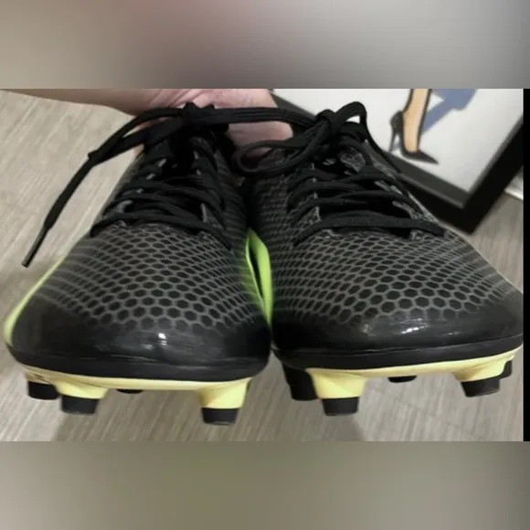 Puma Men's Spirit FG Firm Ground Soccer Cleats Shoe Black/Grey/Yellow Size 11.5