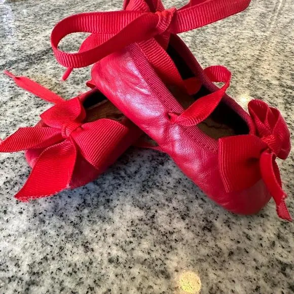 Red ballerina baby shoes Bear Feet