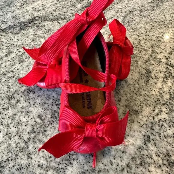 Red ballerina baby shoes Bear Feet