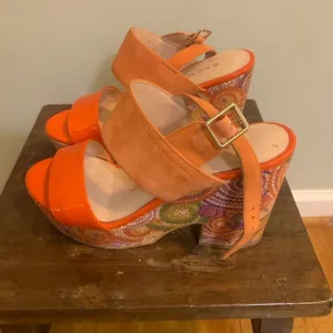Sacha London orange wedge sandals, size 6