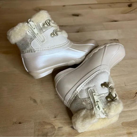 Sperry Unisex-Child Alpine Saltwater Snow Boot