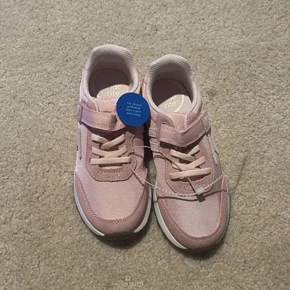 STRIDE RITE