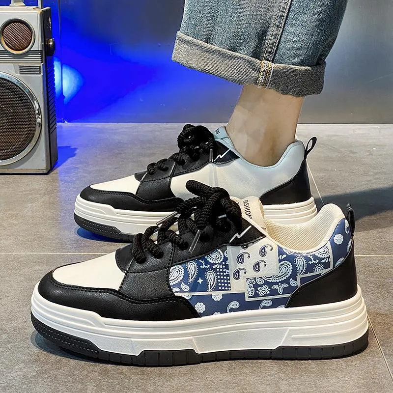 Student Fashion: Low-Top Sports Running Shoes - Stay Stylish and Active