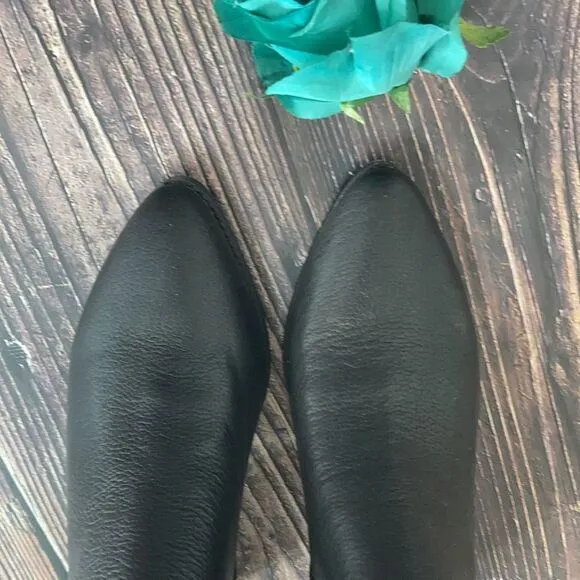 Sun   Stone Eryn Block-Heel Booties 8M