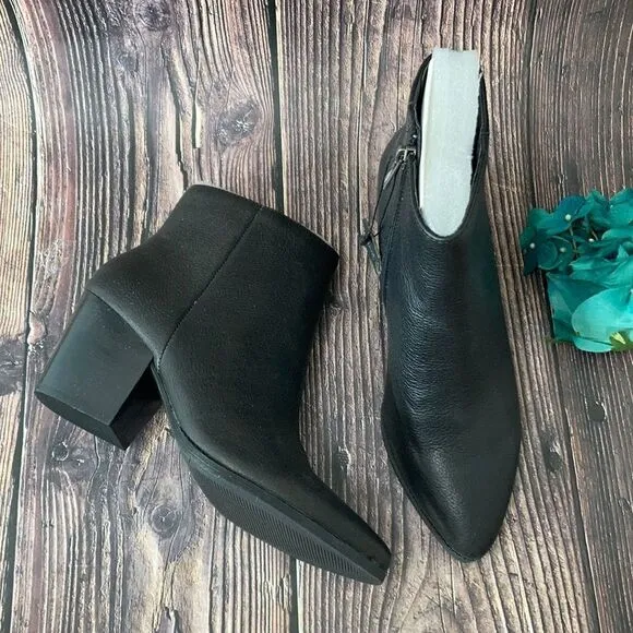 Sun   Stone Eryn Block-Heel Booties 8M