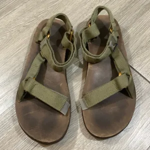 Teva Men’s Olive Green Adjustable Strap Leather insoles Handles size 11