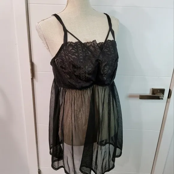 Torrid Striped Floral Lace Babydoll Size 1