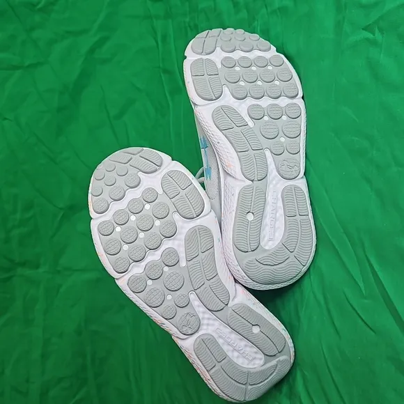 Under Armour Charged Assert 10 PNTSP sz.7