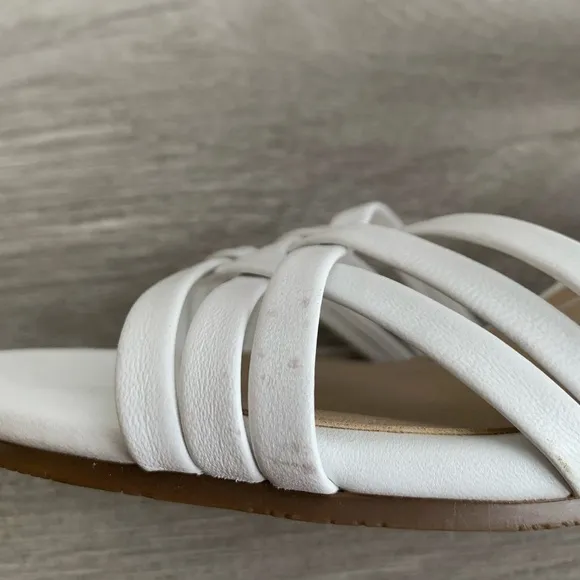 Vionic Peony White Leather Sandals Raffia Block Heels in Women’s Size 8M